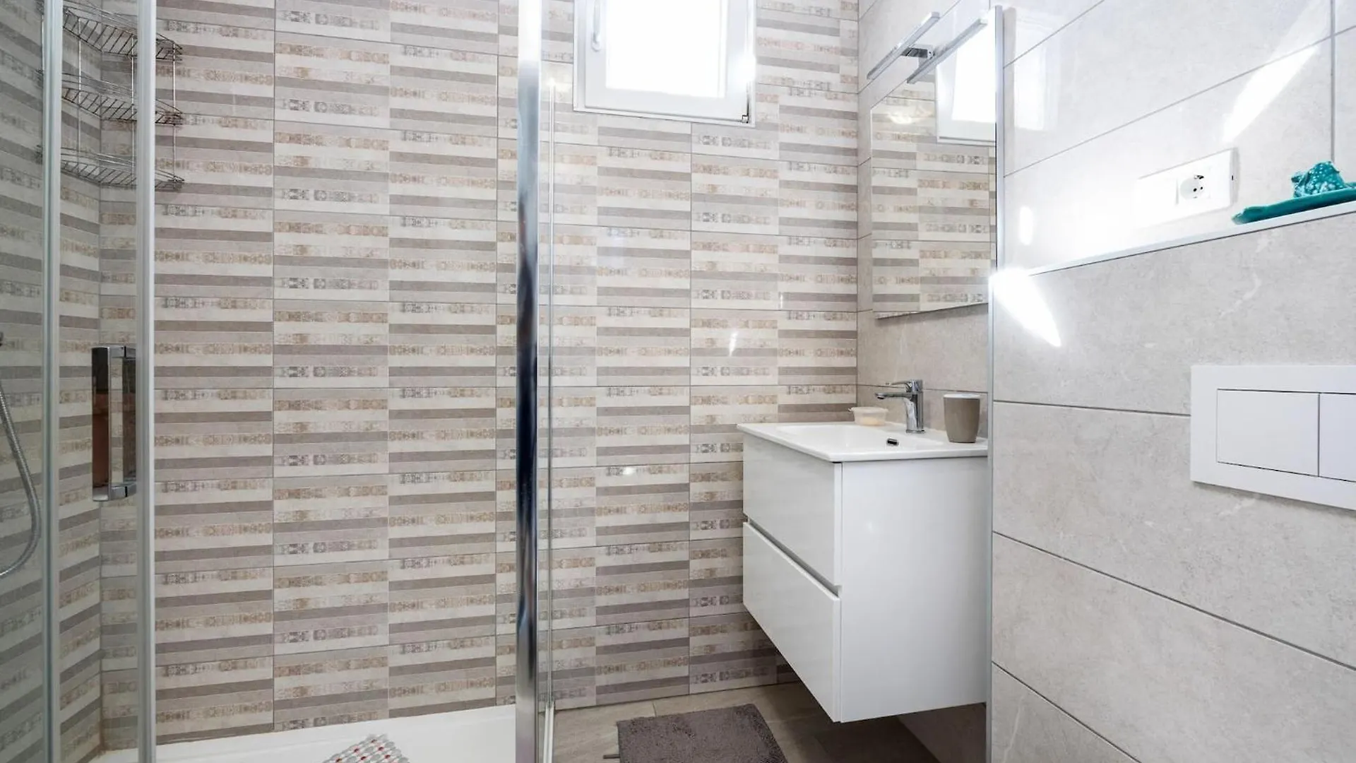 Apartment Ivana With Sea View - Pet Friendly Fazana